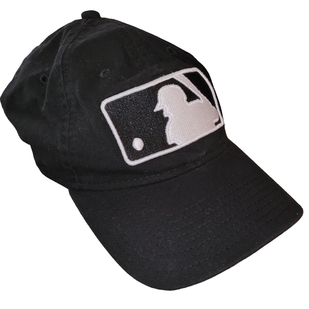 Authentic New Era MLB Classic Logo Cap Black & White Adj Strap OS - Picture 4 of 12